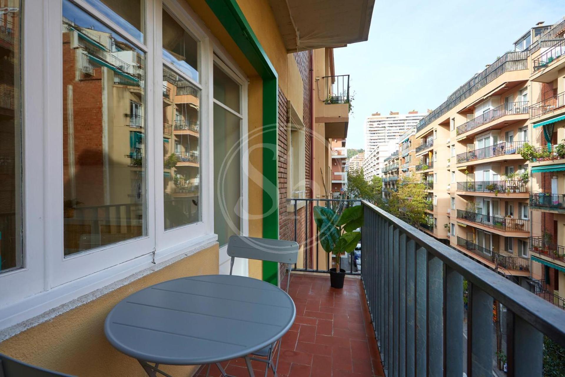 Bonito Apartamento Para 4 Barcelona Exterior photo
